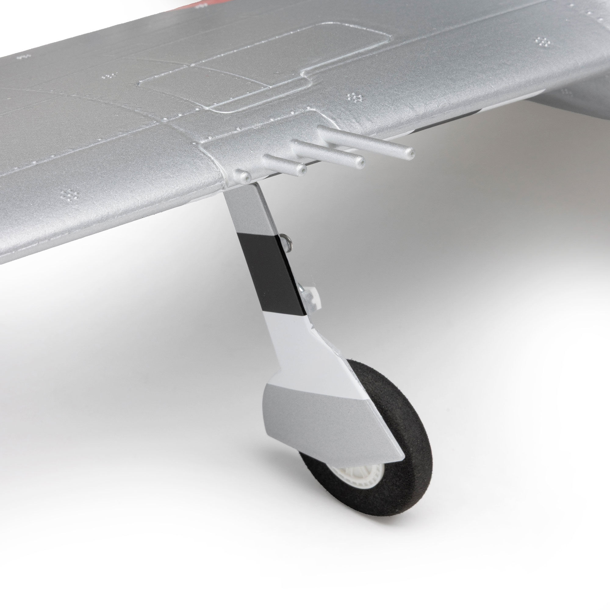 E-flite Micro P-47 Thunderbolt 625mm BNF Basic with AS3X+ and SAFE Select-EFL07050