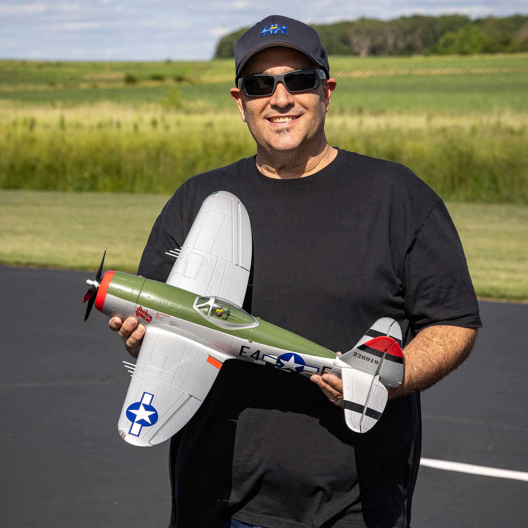 E-flite Micro P-47 Thunderbolt 625mm BNF Basic with AS3X+ and SAFE Select-EFL07050