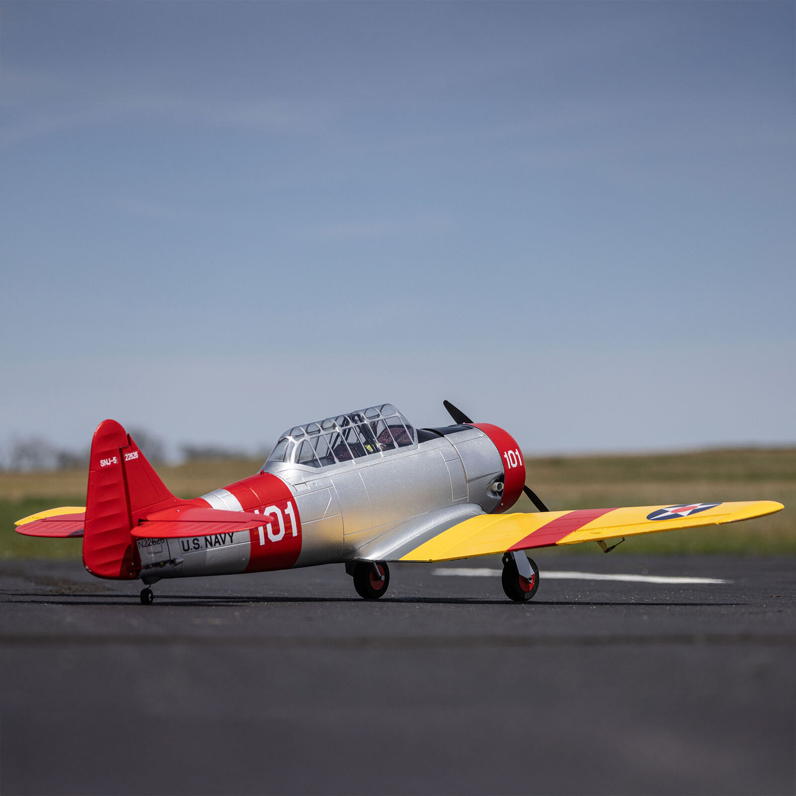 E-flite SNJ-5/AT-6 Texan 1.5m BNF Basic with AS3X+ and SAFE Select-EFL08750