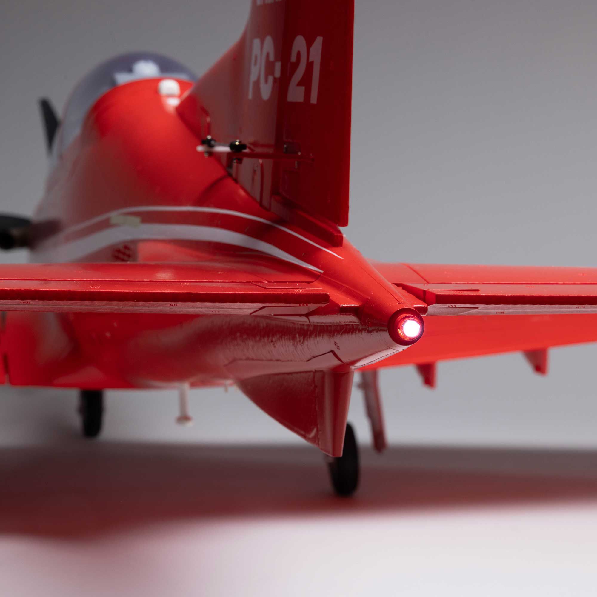 E-flite 1300mm Pilatus PC-21 BNF Basic with AS3X+ and SAFE Select-EFL14950
