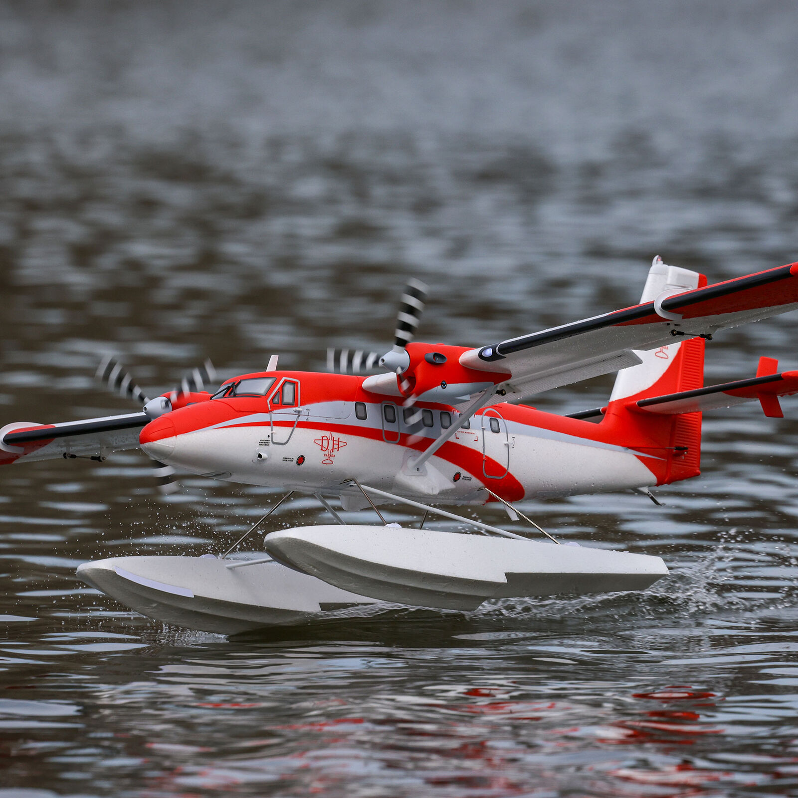 E-flite DHC-6 Twin Otter 1.4m PNP Combo with Floats-EFL32075CF
