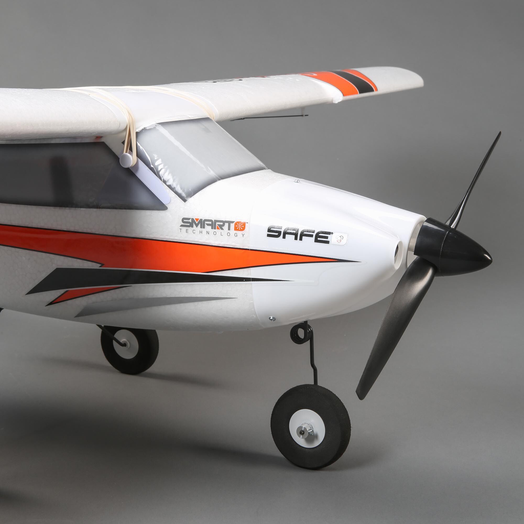 EFL370001