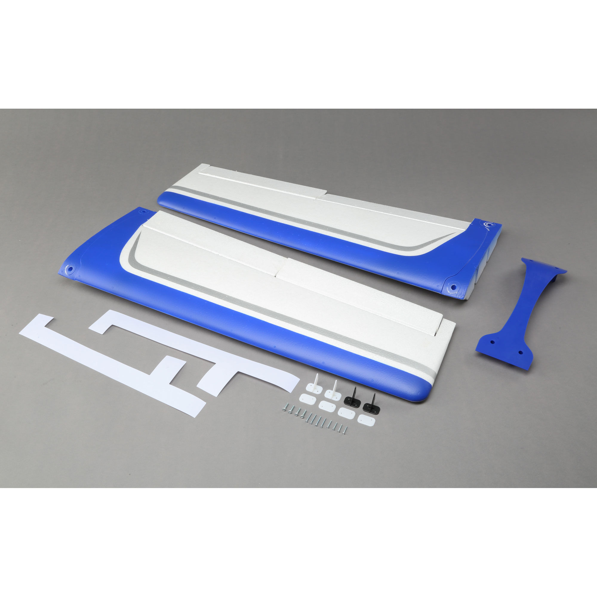 E-flite Wing: Valiant 1.3m-EFL4952