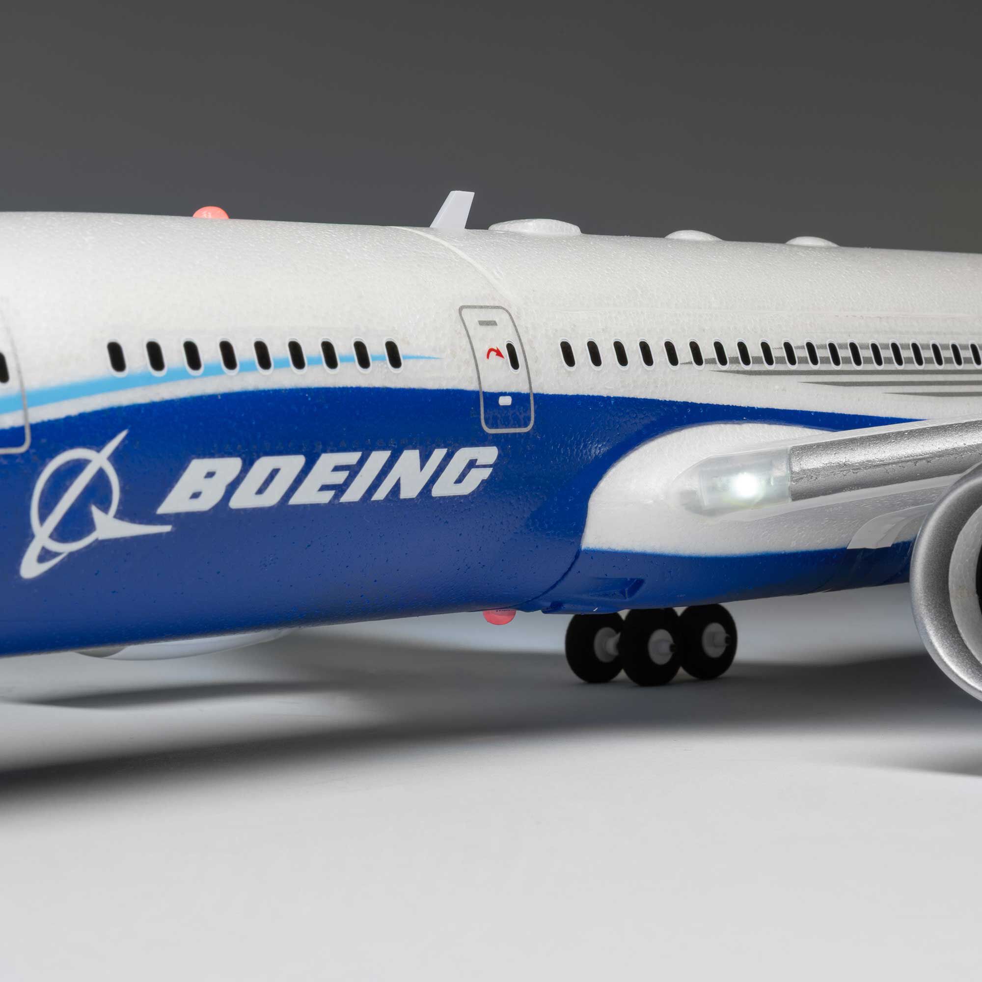 E-flite Boeing 787-8 Dreamliner Twin 30mm EDF BNF Basic with AS3X and SAFE Select