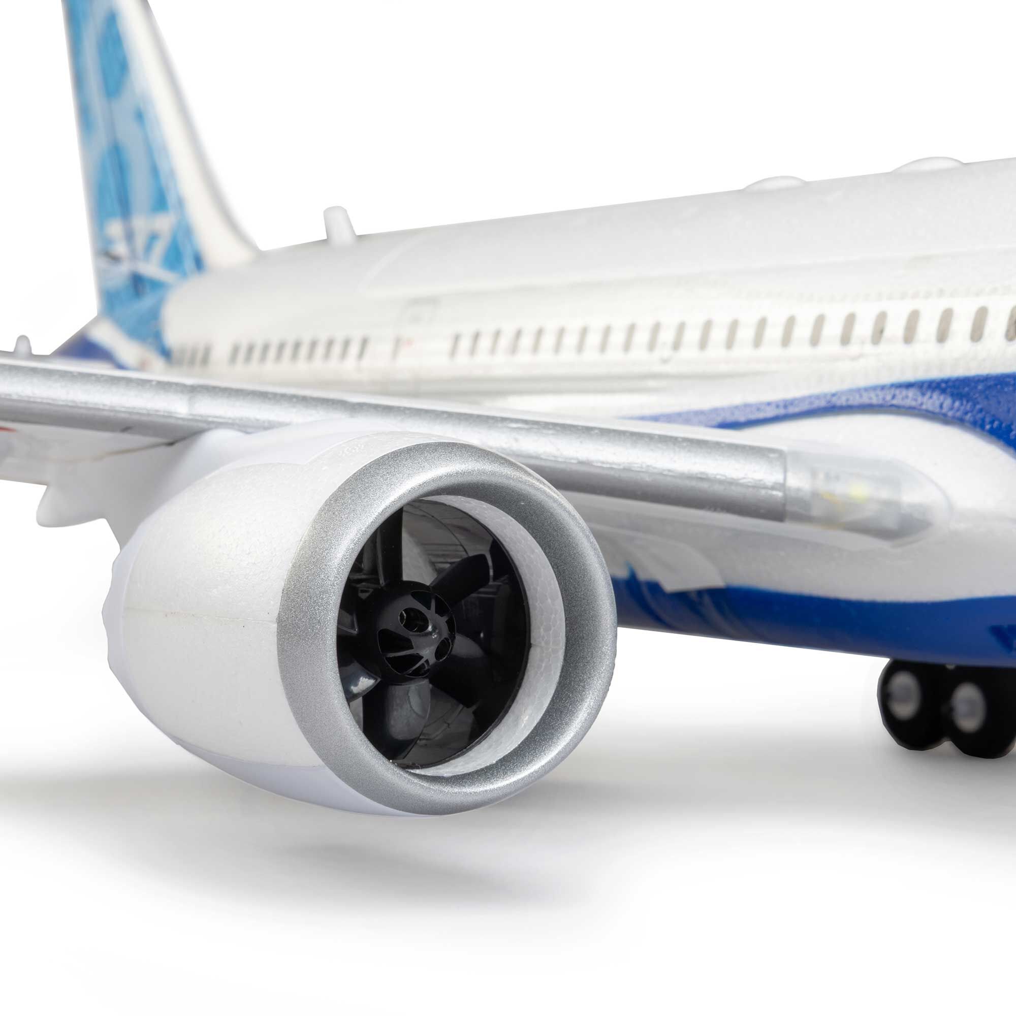 E-flite Boeing 787-8 Dreamliner Twin 30mm EDF BNF Basic with AS3X and SAFE Select