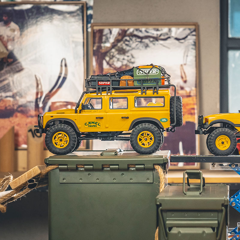 FMS 1:24 FCX24M Land Rover Camel Trophy Edition RTR（Only Shipped to UK）
