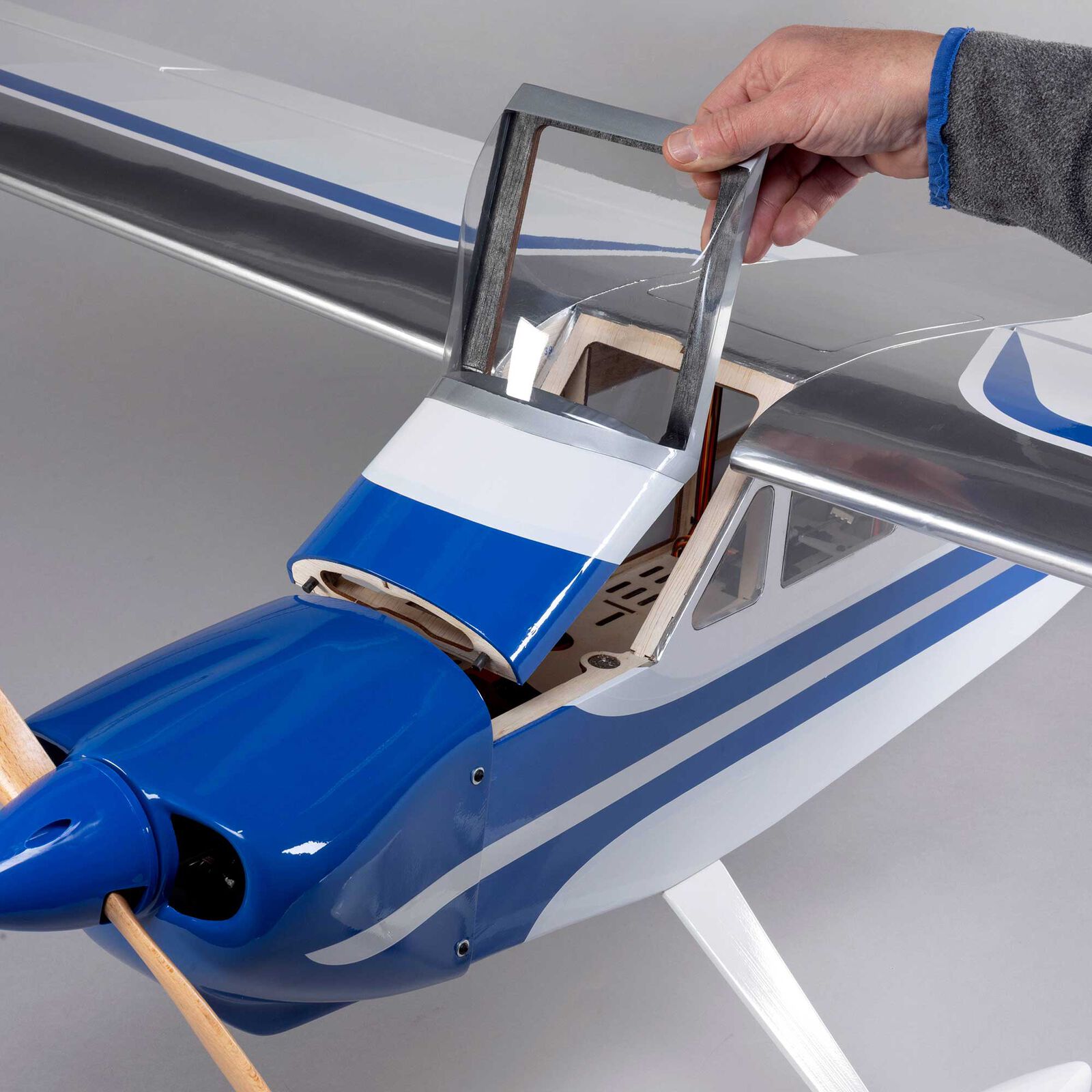 Hangar 9 Valiant 20cc EP PNP with Spektrum AR8360T+ Receiver and 6S 5000mAh 30C LiPo Battery Combo-HAN-4013