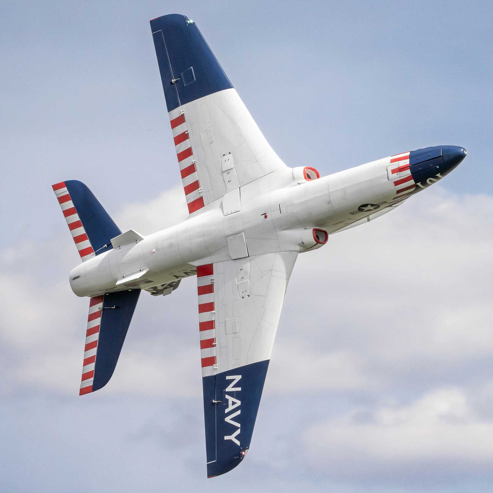 Hangar 9 Hawk/T-45 140-160N Turbine Jet ARF-HAN13750