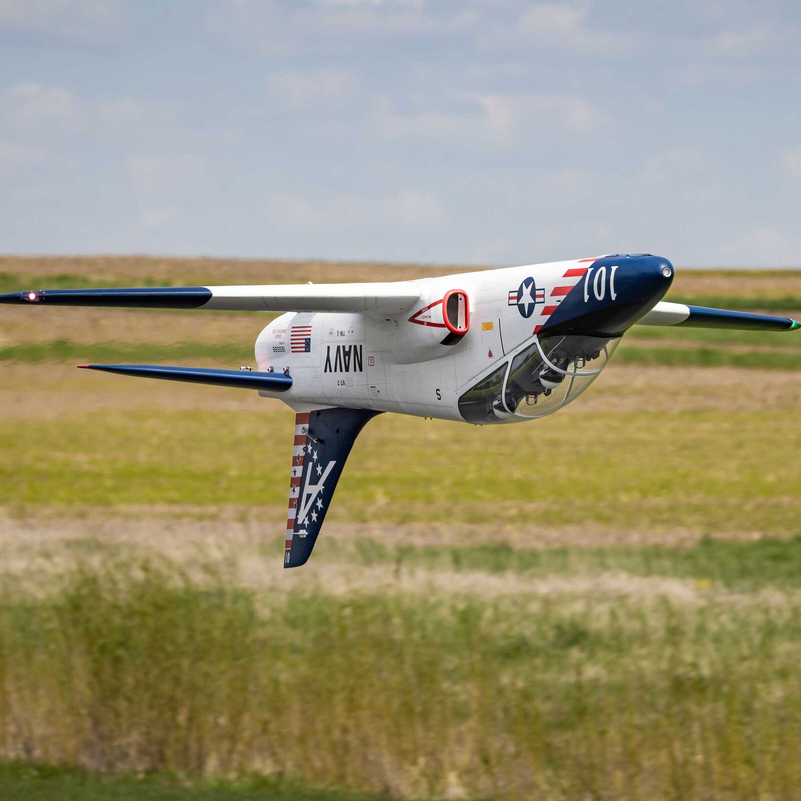 Hangar 9 Hawk/T-45 140-160N ARF with Retract Set-HAN13750CR