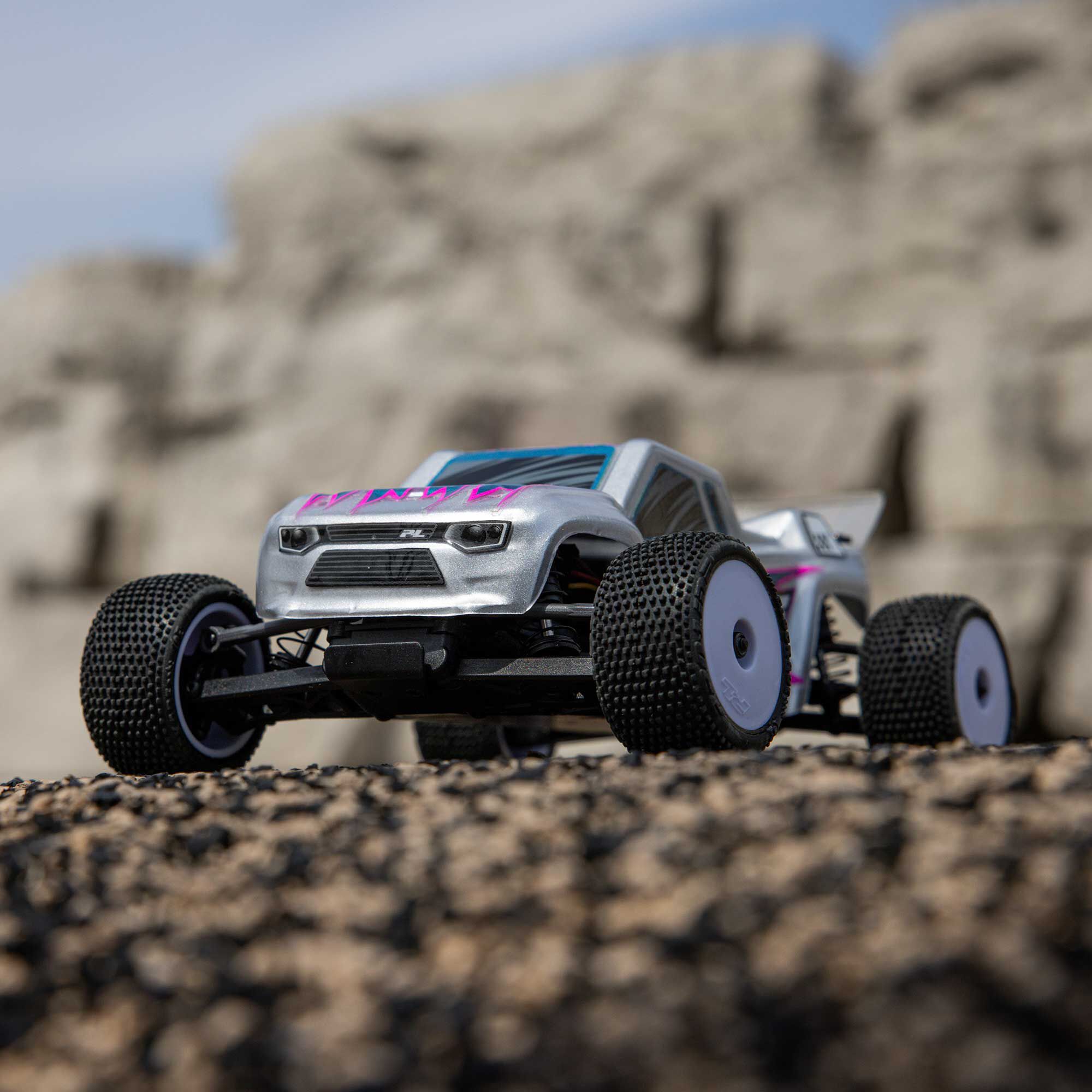 Losi 1/28 Micro-T 2S 2WD RTR Stadium Truck (Battery & Charger Included), White-LOS-1392T1/LOS-1392T2
