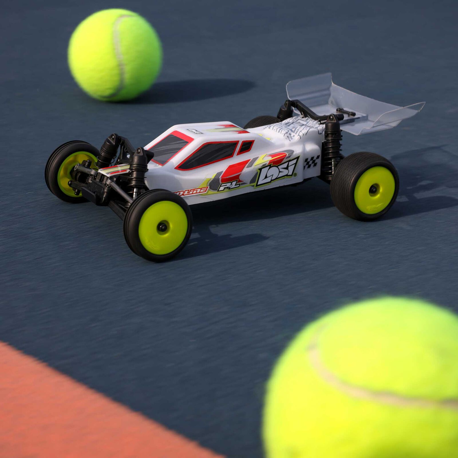 Losi 1:24 Micro-B 2S 2WD RTR Buggy (Silver) w/ 2.4GHz Radio, Battery & Charger-LOS00007T2