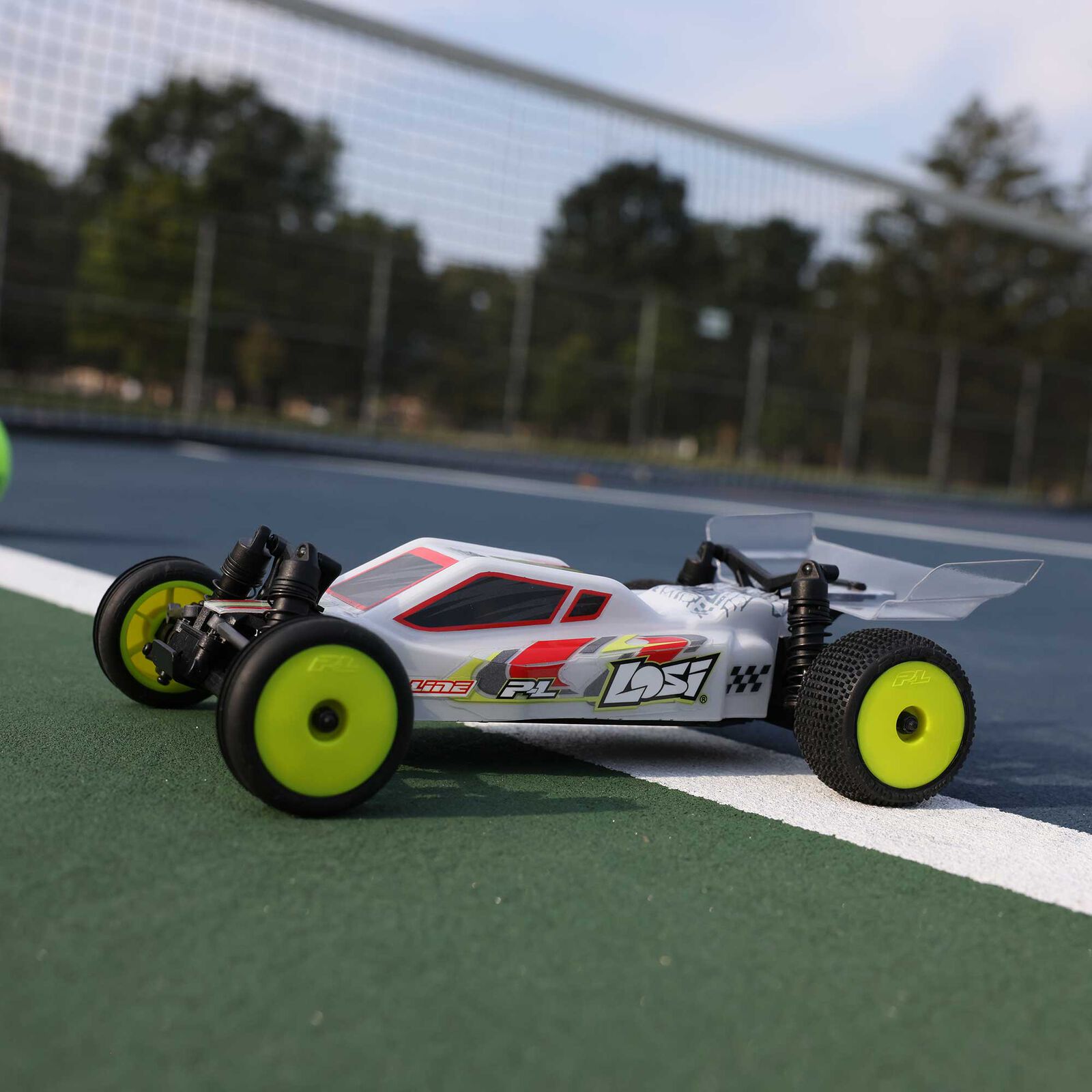 Losi 1:24 Micro-B 2S 2WD RTR Buggy (Silver) w/ 2.4GHz Radio, Battery & Charger-LOS00007T2