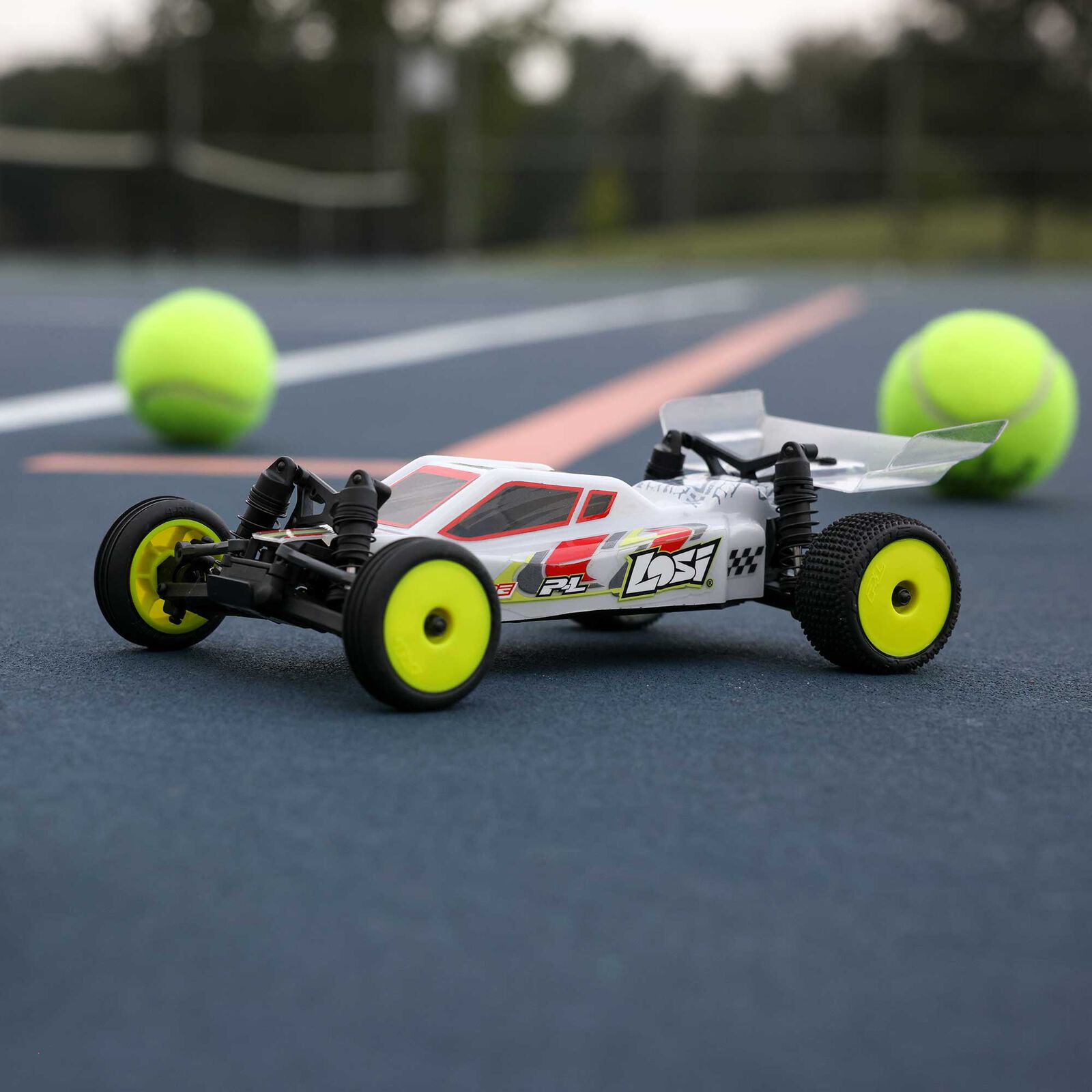Losi 1:24 Micro-B 2S 2WD RTR Buggy (Silver) w/ 2.4GHz Radio, Battery & Charger-LOS00007T2