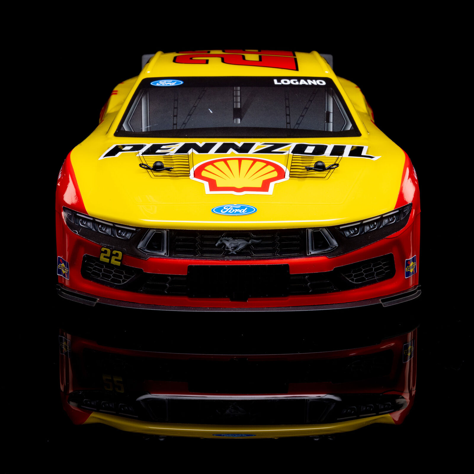 Losi 1:12 NASCAR RC Race Car Kyle Larson No.5 Valvoline 2025 Chevrolet Camaro ZL1 2S AWD RTR Brushed On-Road-LOS1122505