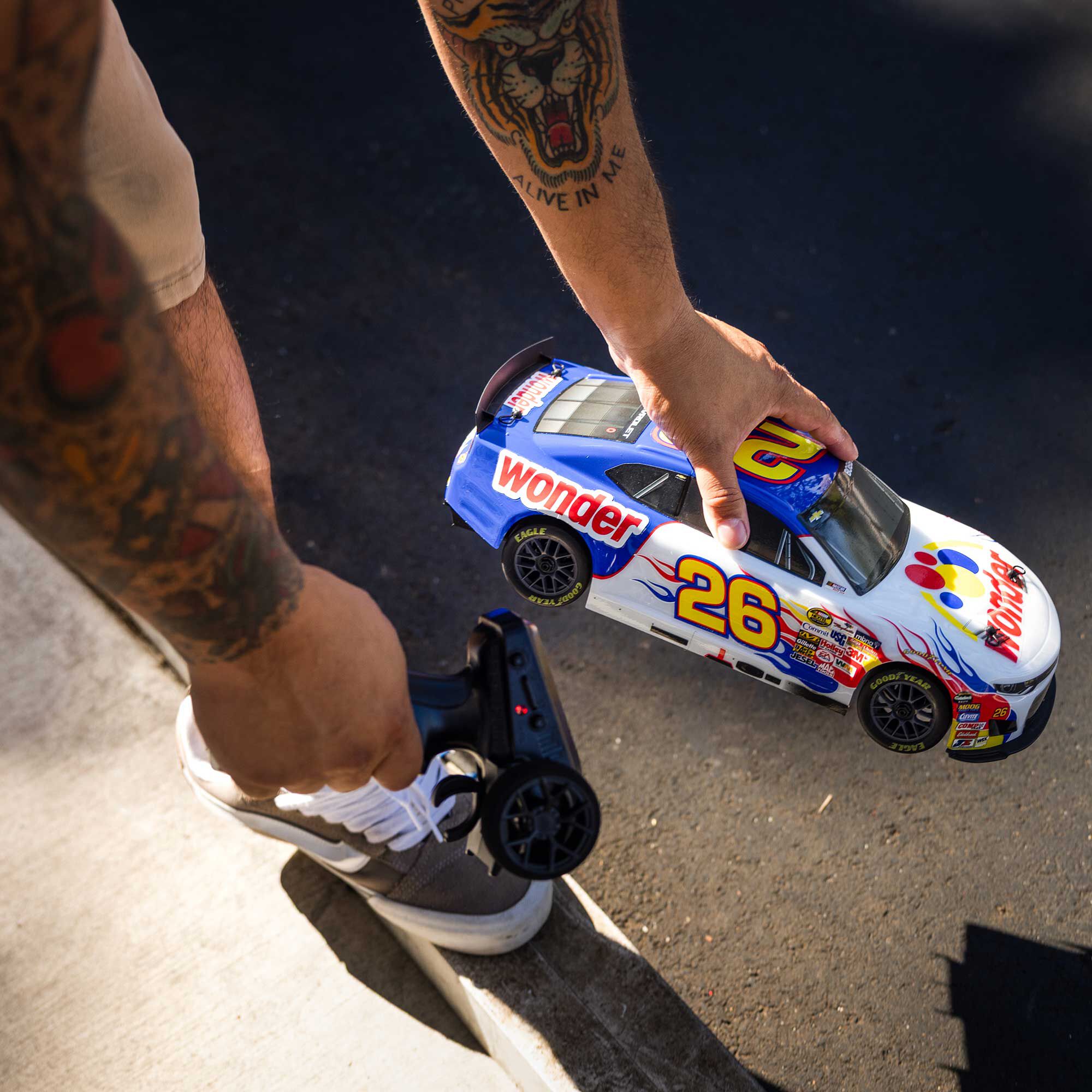 Losi 1:12 NASCAR RC Race Car Ricky Bobby No. 26 2026 Wonder Bread Chevrolet ZL1 2S AWD RTR Brushed On-Road-LOSF1122626