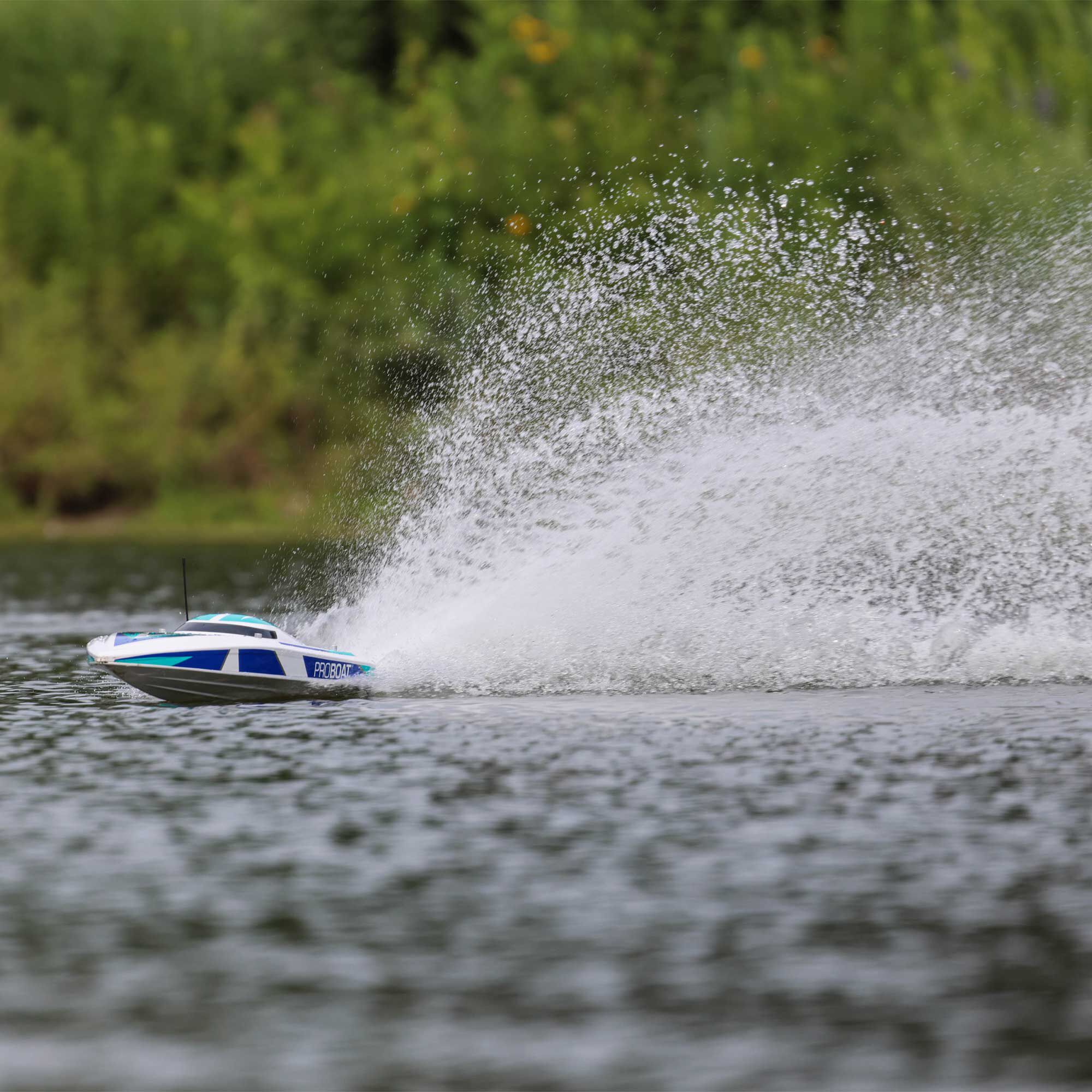 Pro Boat Sonicwake V2 36" Self-Righting Brushless Deep-V RTR RC Boats, Black&White