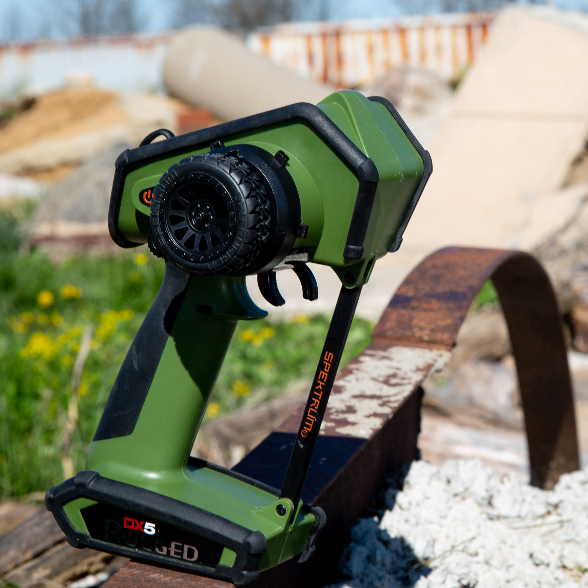 Spektrum DX5 Rugged DSMR TX Only International, Green-SPMR5200GEU