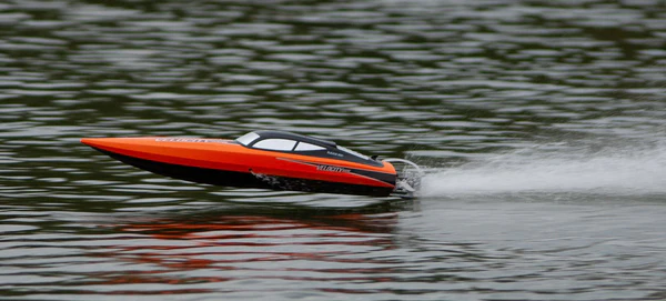 Rage R/C - Velocity 900BL Brushless Deep Vee RTR Boat-RGRB1209