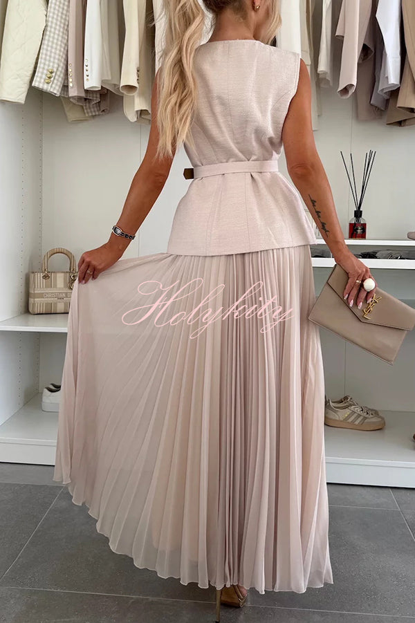 Relaxed and Elegant Round Neck Button Up Belted Pocket Loose Vest