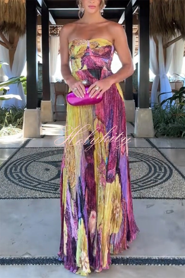 Vibrant and Bold Floral Print Sweetheart Neck Pleated Maxi Dress