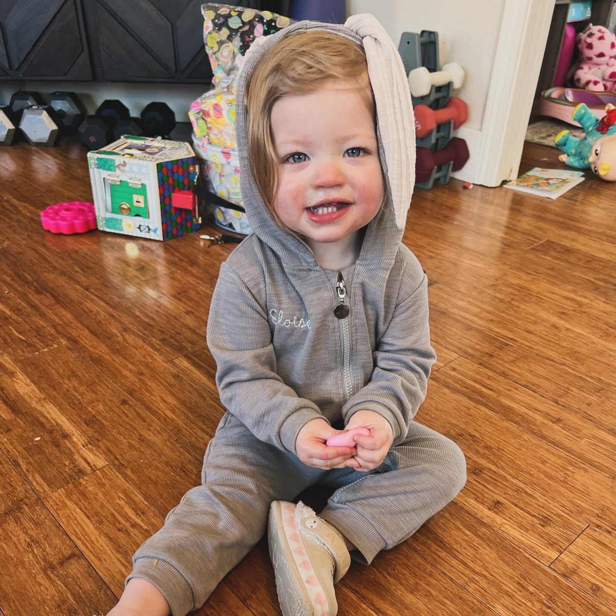 Personalized Embroidered Bunny Ear Baby Romper| Cloth121