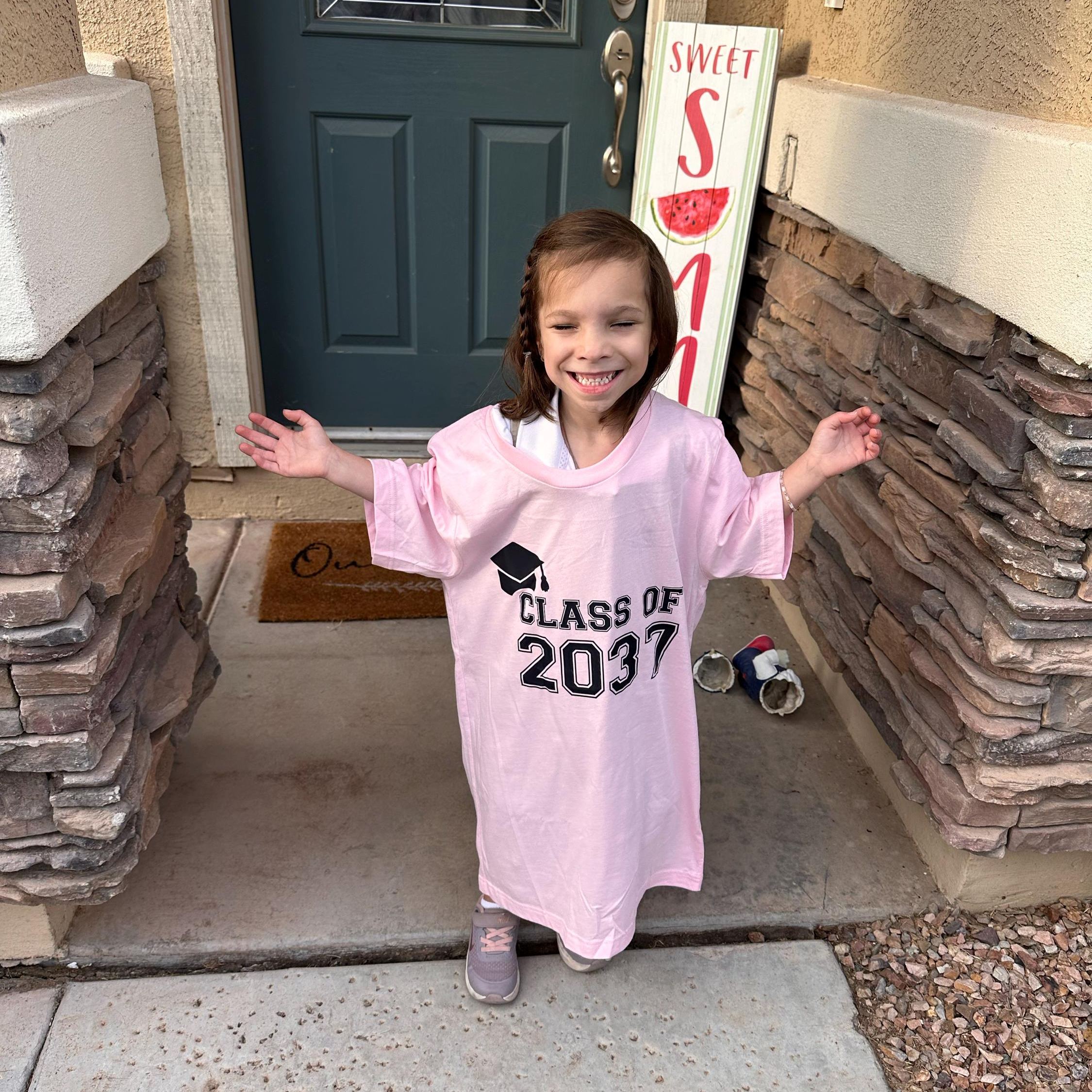 Personalized Kids Class Of 2038 Handprint Graduation Shirt| Cloth181