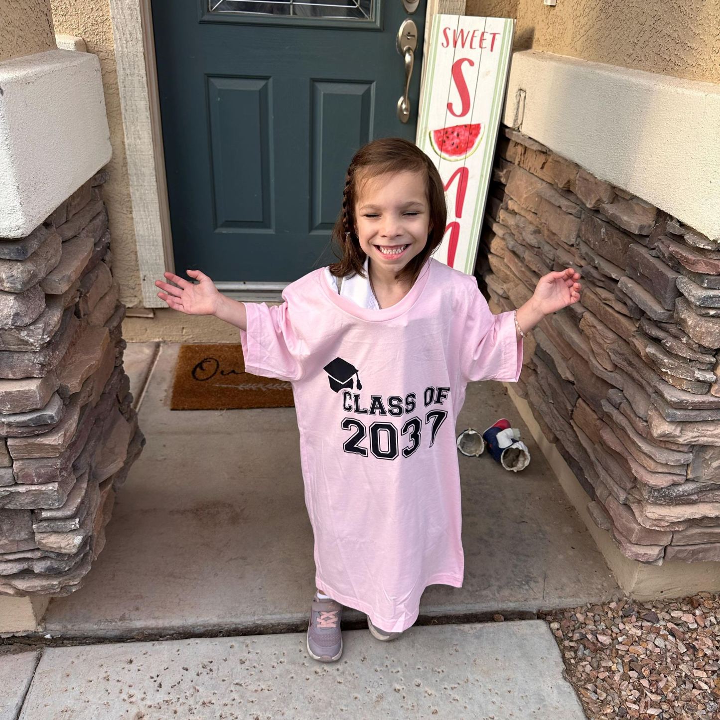 Personalized Kids Class Of 2038 Handprint Graduation Shirt| Cloth181