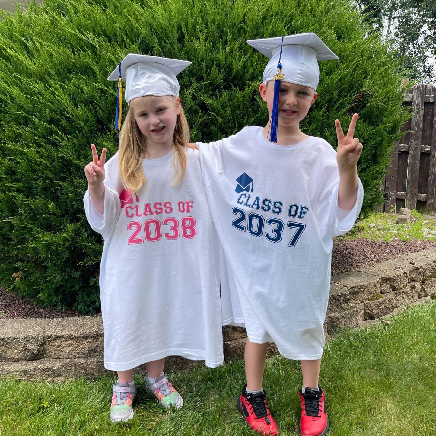 Personalized Kids Class Of 2038 Handprint Graduation Shirt| Cloth181