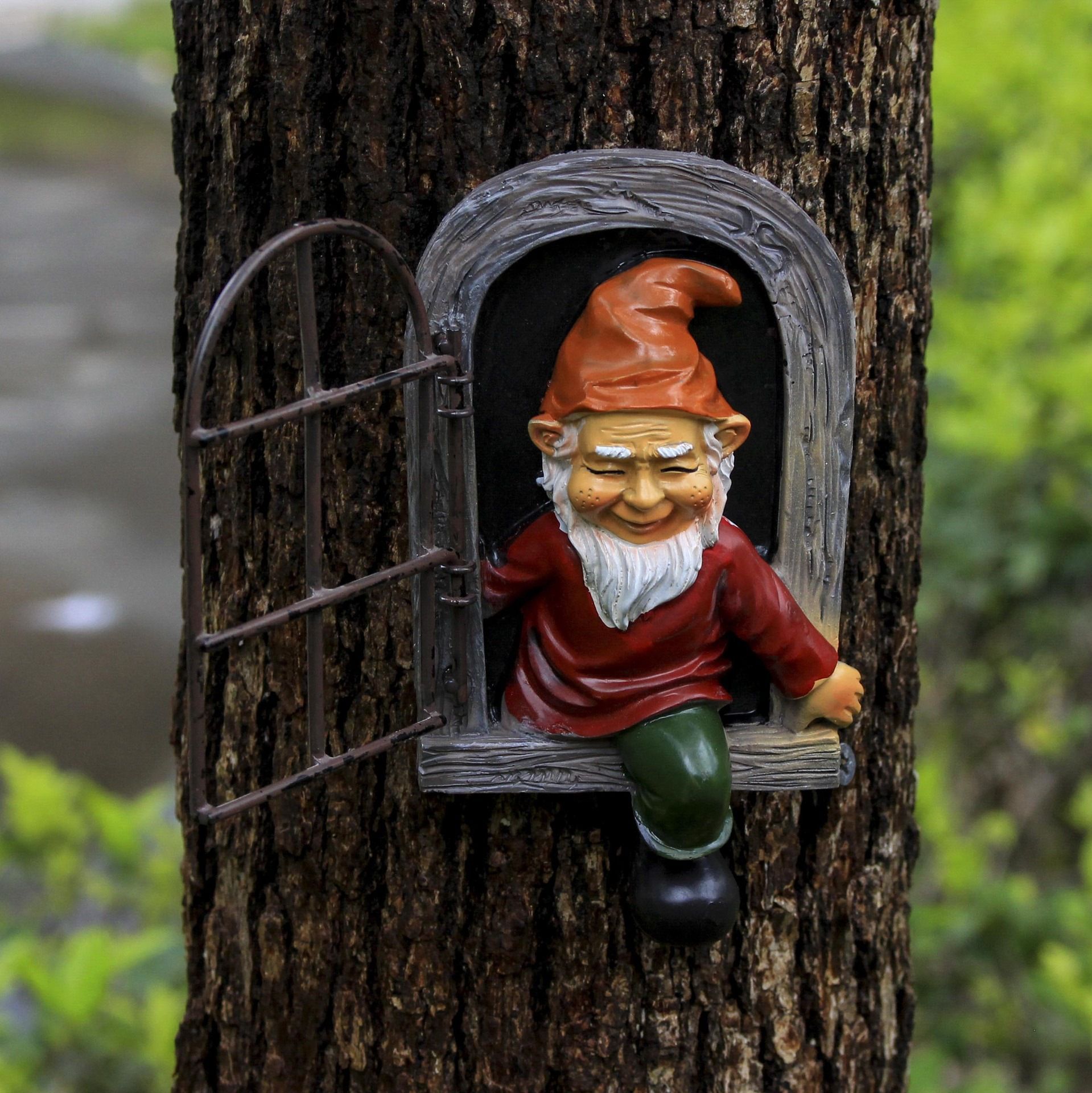 🤣 Unique Mischievous Gnomes That Will Make Your Neighbors Laugh 🤪