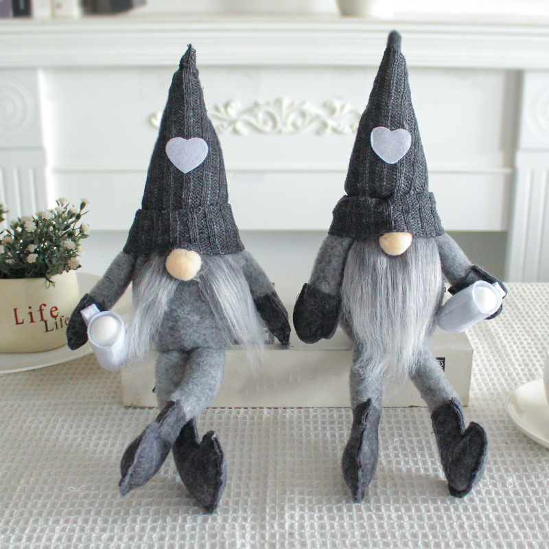 Hand-ground coffee Gnome