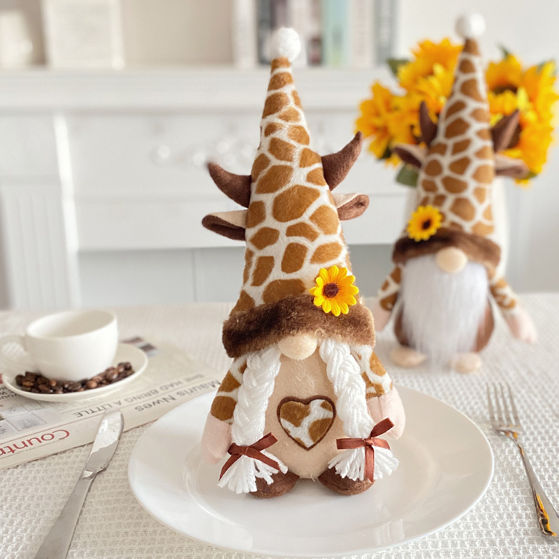 Giraffe Gnome