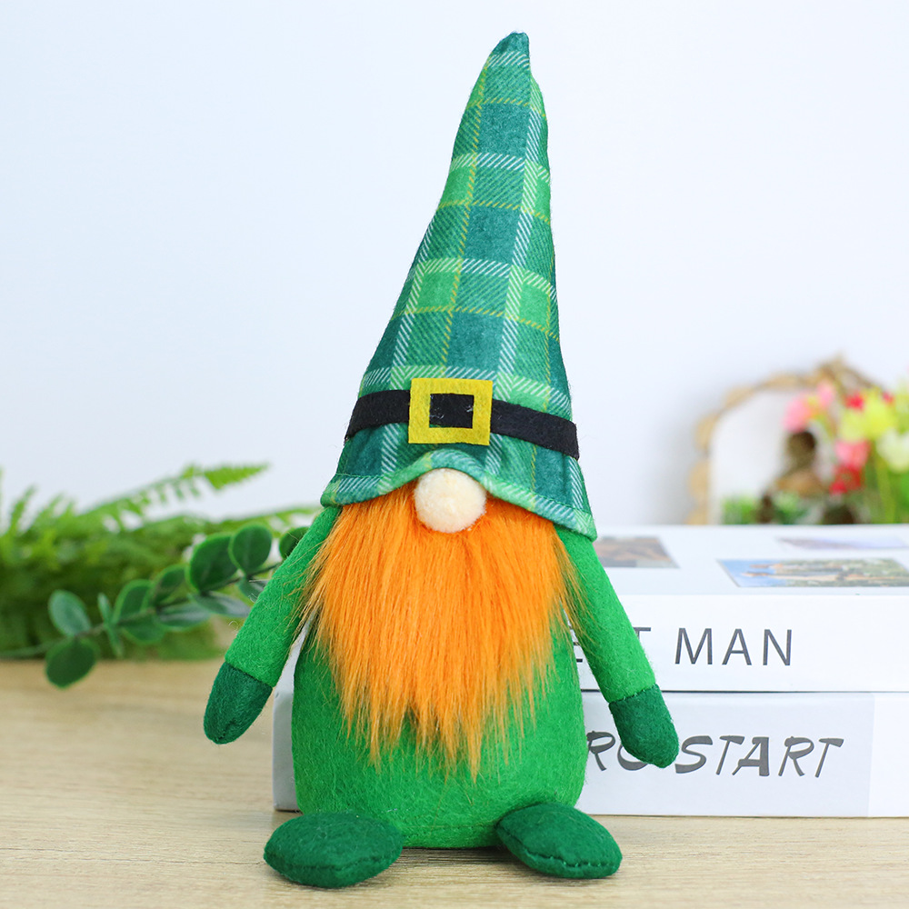 Lucky Irish Festival Gonk Couple (8.7 inches)