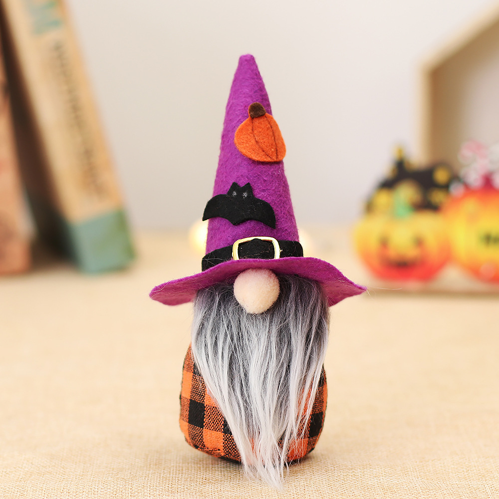 Halloween witch/wizard Gonks (6.7 inches)
