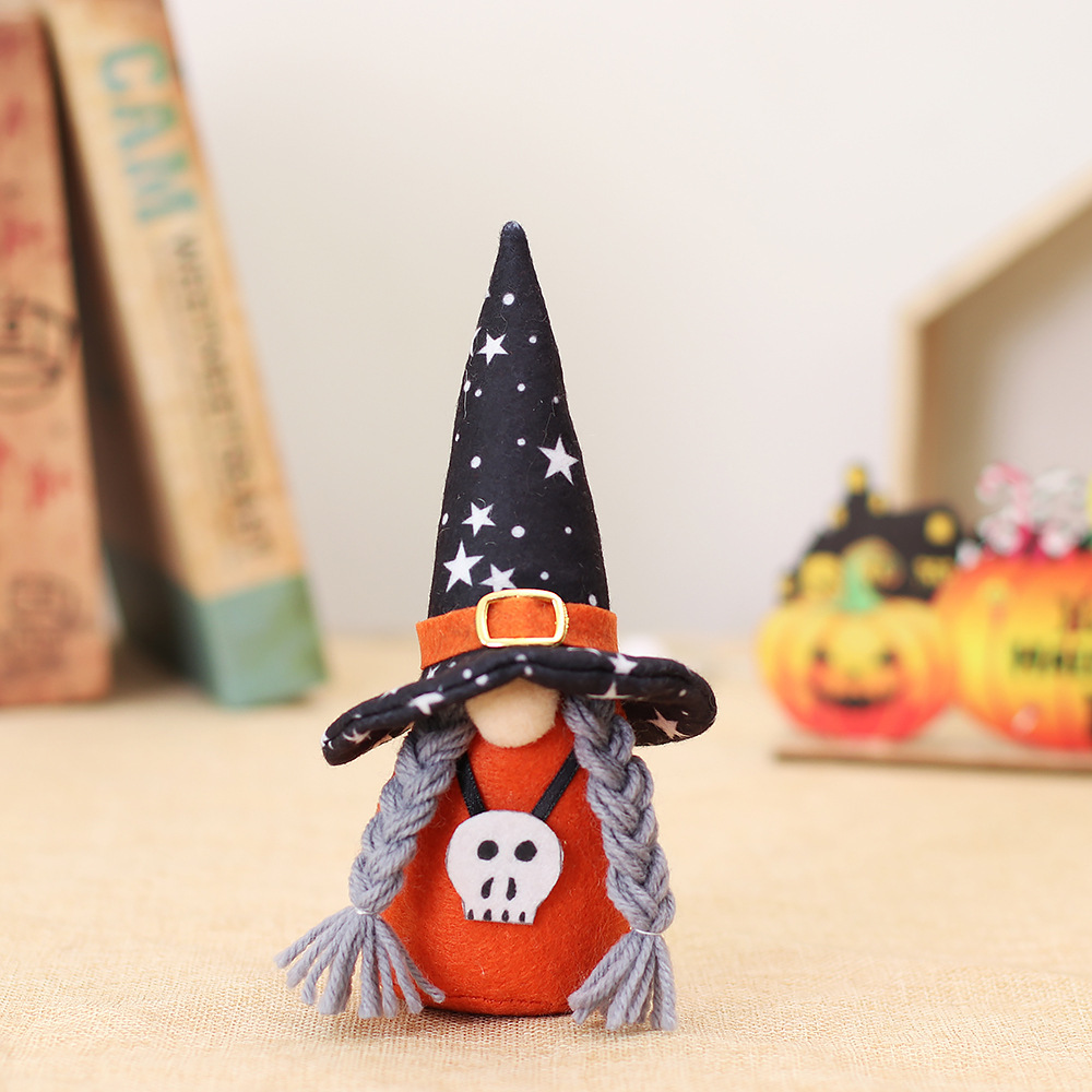 Halloween witch/wizard Gonks (6.7 inches)