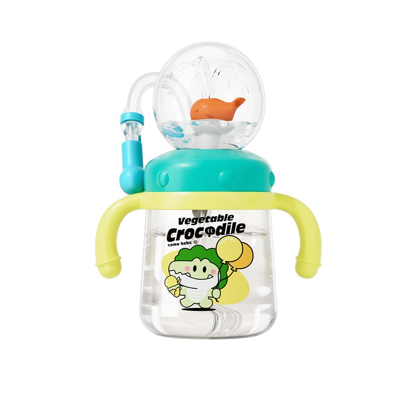 BABY DRINKING CUP WITH WHALE SQUIRT🐳