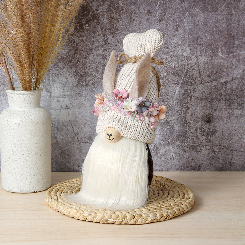 Llama Gnome --Tiered Tray Gnome