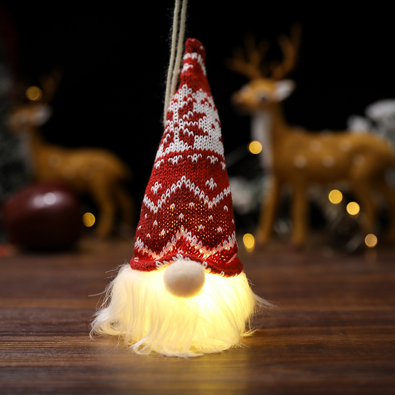 Forester Glows Gnome