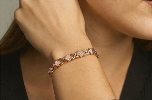 Flower Copper Bracelet - Embrace Timeless Beauty and Natural Wellness in One Elegant Accessory!