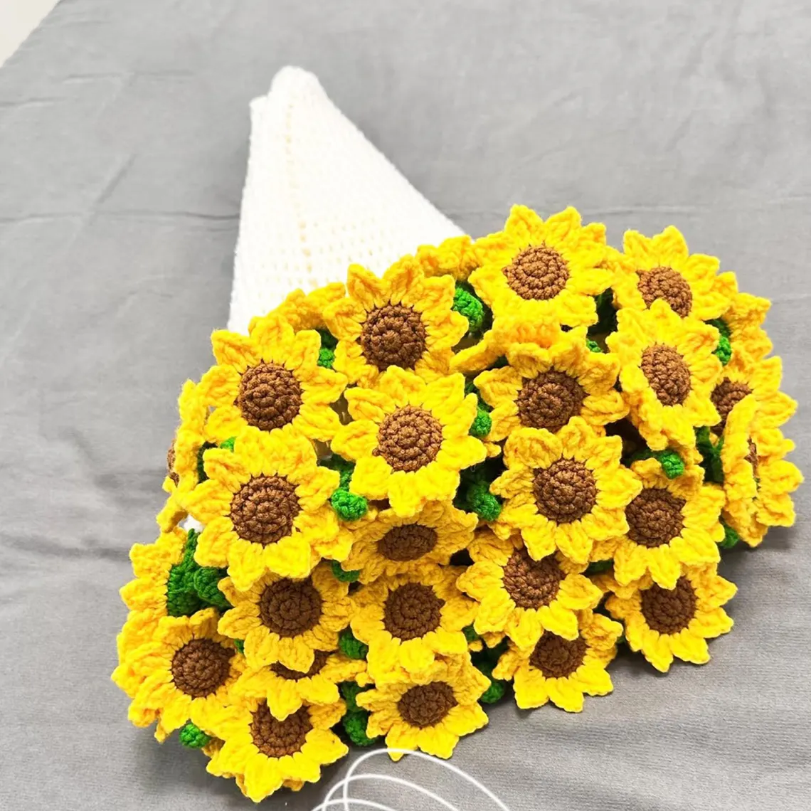 Large Crochet Flower Bouquet Blanket
