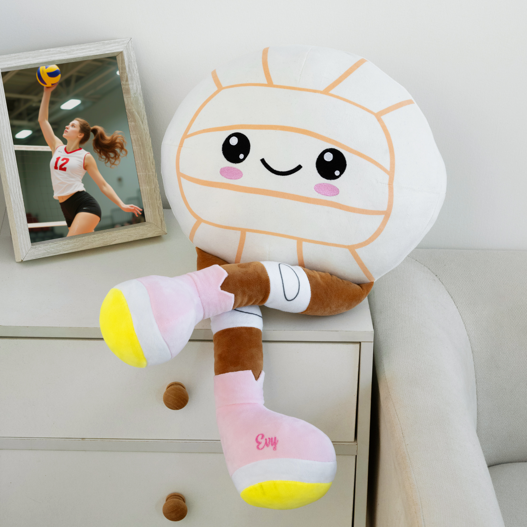 Personalized Softball/Volleyball Plush Toy with Name, Cute Sports Plush Doll, Sofa Bedroom Decor, Birthday/Christmas Gift for Kids/Sports Lover/Player