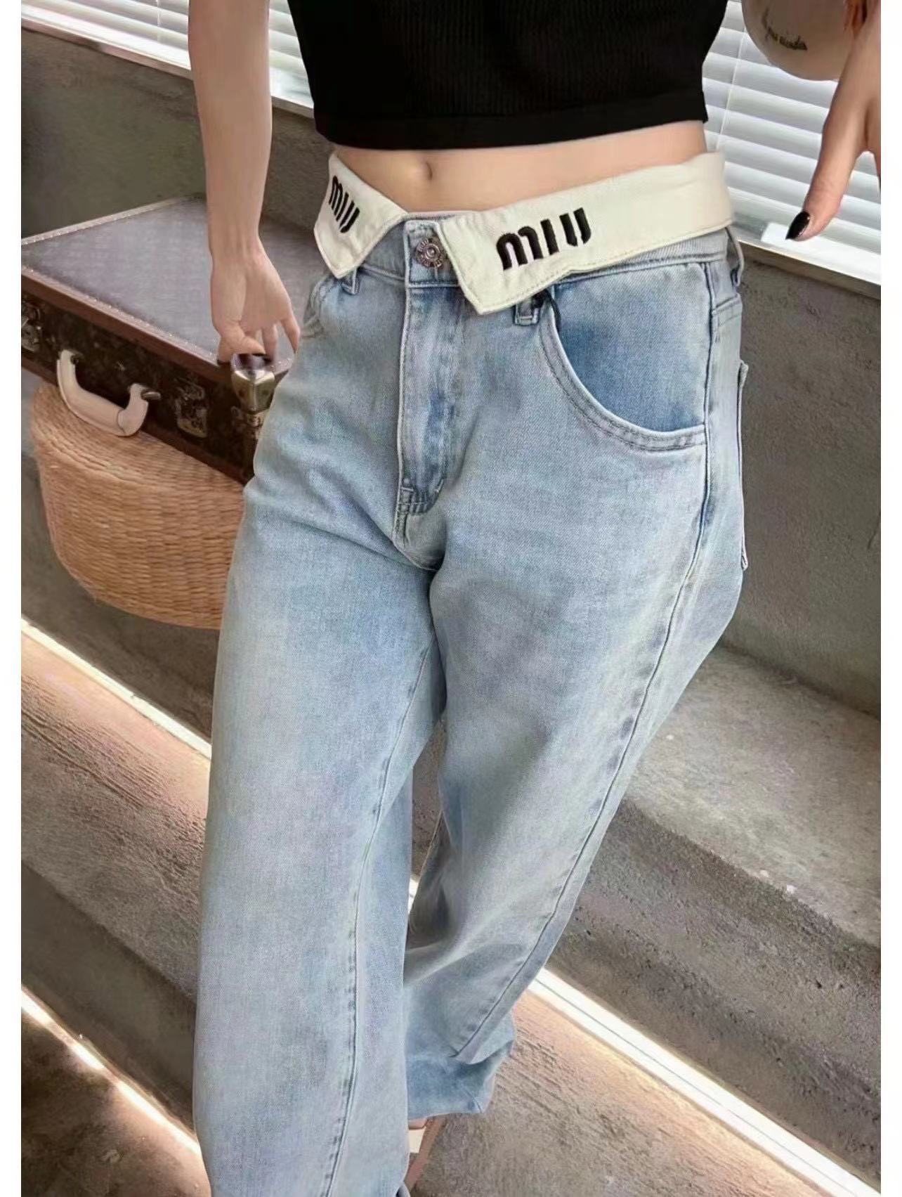 MIUMIU new jeans