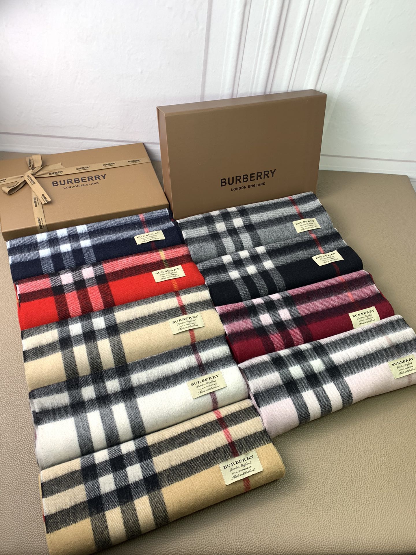 Burberry water ripple small plaid mixed velvet scarf