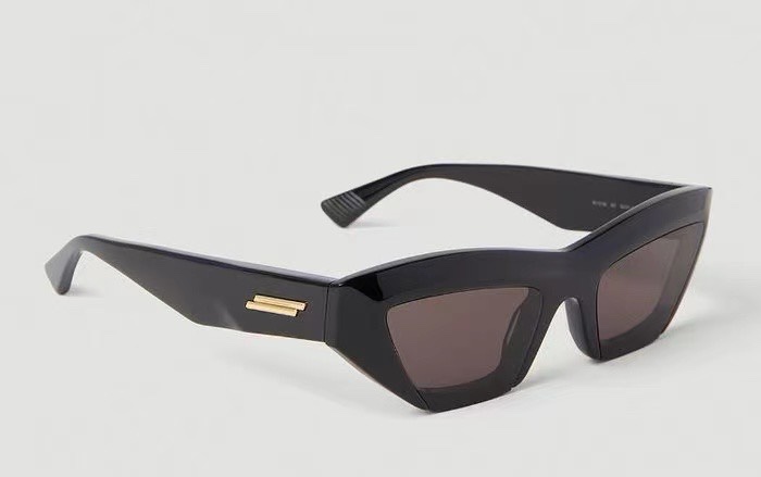 BV Bottega Venta Sunglasses for women 
