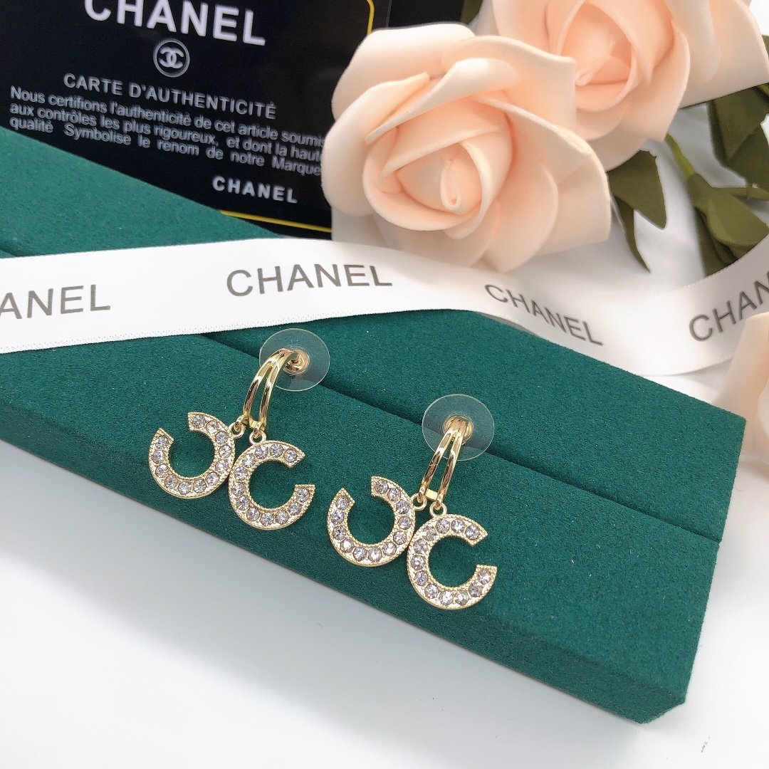 Chanel Women's New Earrings