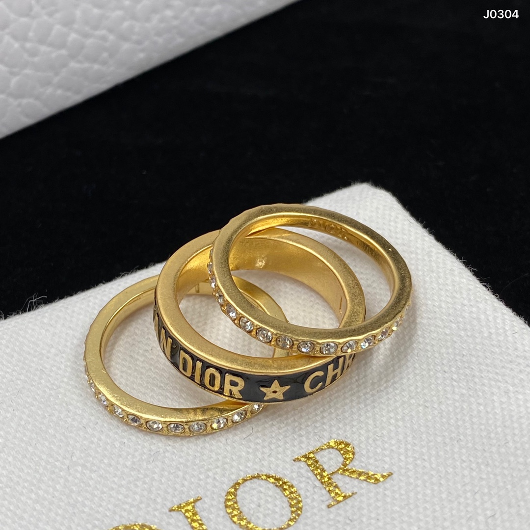 Dior three piece set enameled black ring