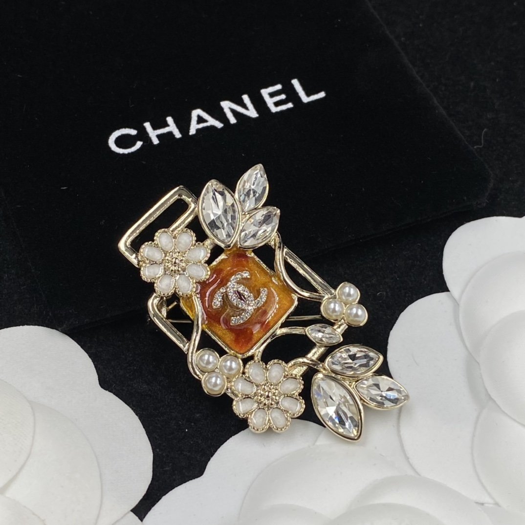 Chanel pearl brooch