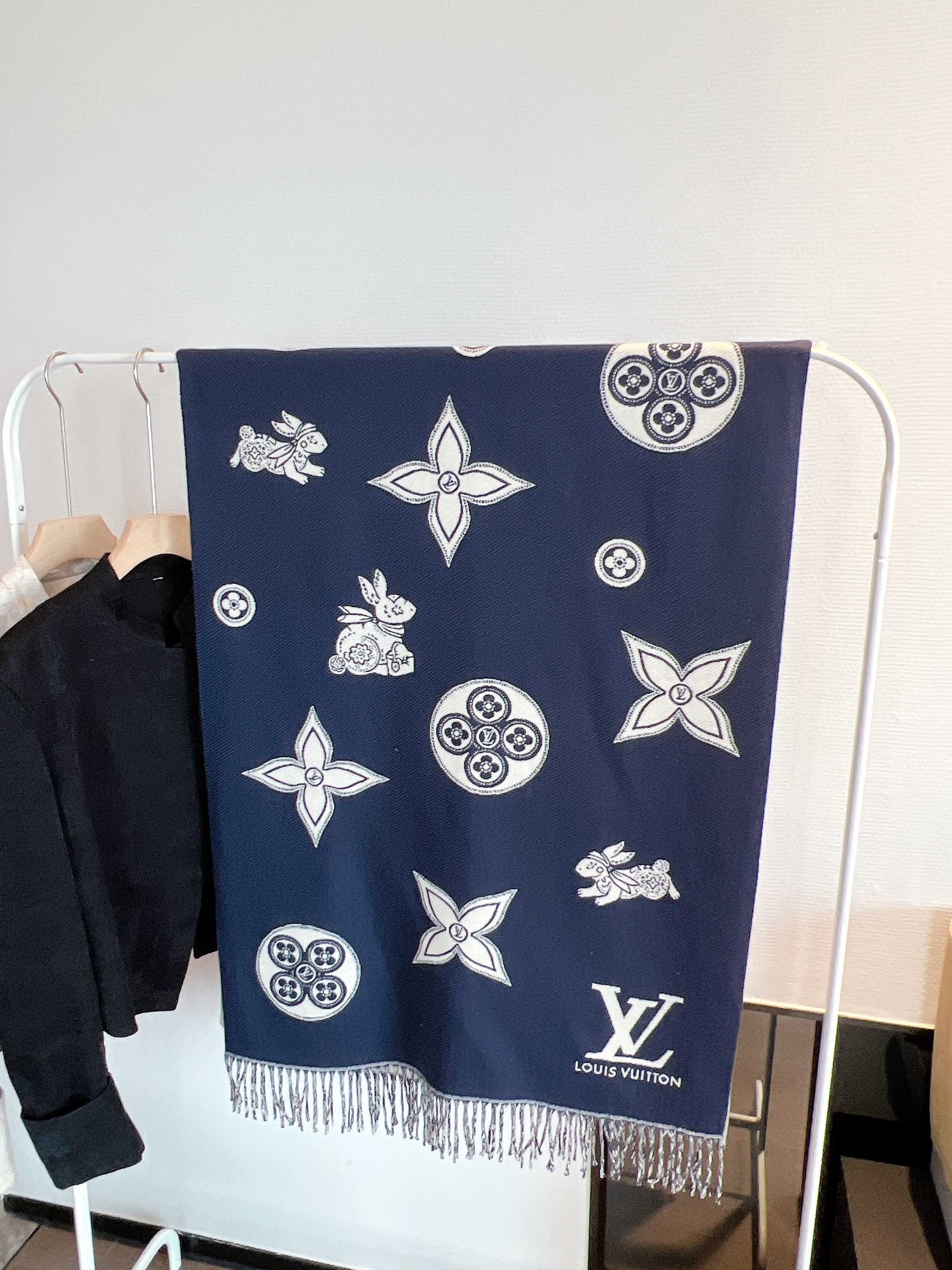 Louis Vuitton fashion scarf