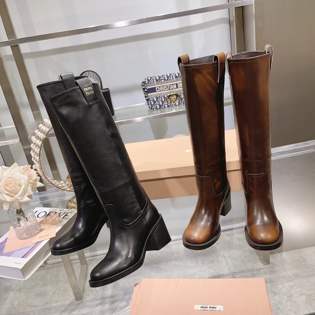 Miumiu 2023 autumn and winter catwalk new boots