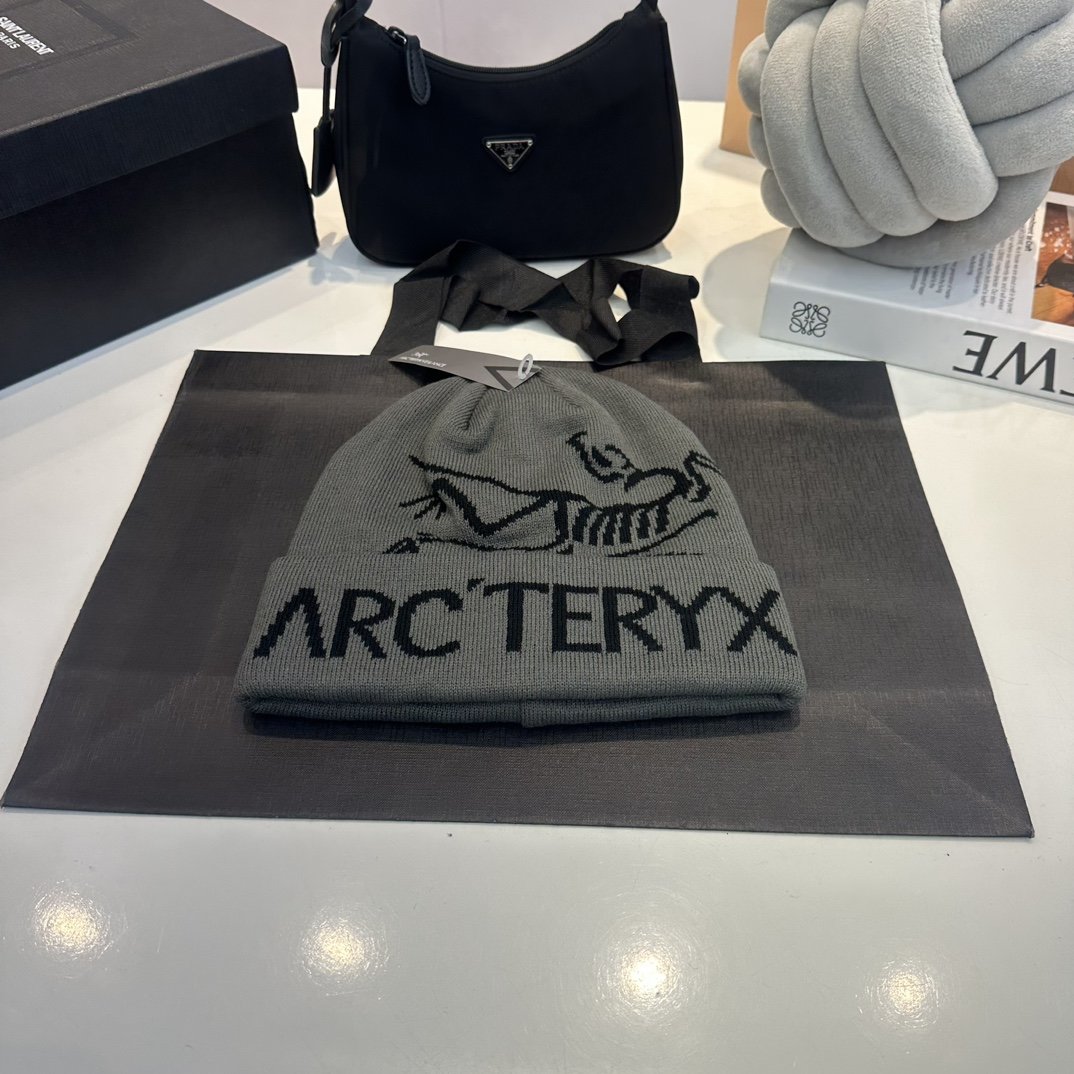 Arc 'teryx Fashion Knit Hat