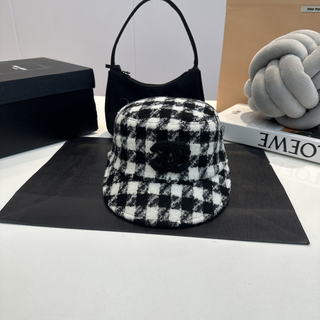 Chanel houndstooth peaked cap